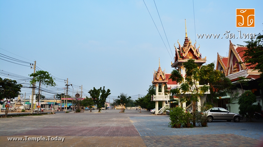 วัดโกรกกราก (Wat Krok Krak) ตั้งอยู่เลขที่ 188 ถนนธรรมคุณากร ตำบลโกรกกราก อำเภอเมืองสมุทรสาคร จังหวัดสมุทรสาคร 74000
