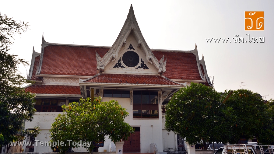 วัดมหาชัยคล้ายนิมิตร (Wat Mahachai Khlai Ni Mit) ตั้งอยู่เลขที่ 560 ถนนสุขาภิบาล ตำบลมหาชัย อำเภอเมืองสมุทรสาคร จังหวัดสมุทรสาคร 74000