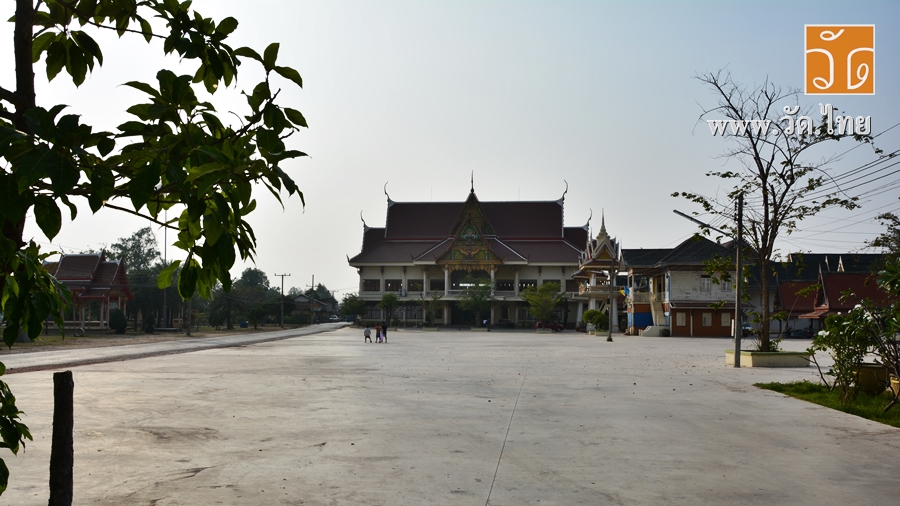 วัดใหญ่บ้านบ่อ (Wat Yai Ban Bo) ตั้งอยู่เลขที่ 1 หมู่ที่ 3 ตำบลบ้านบ่อ อำเภอเมืองสมุทรสาคร จังหวัดสมุทรสาคร 74000