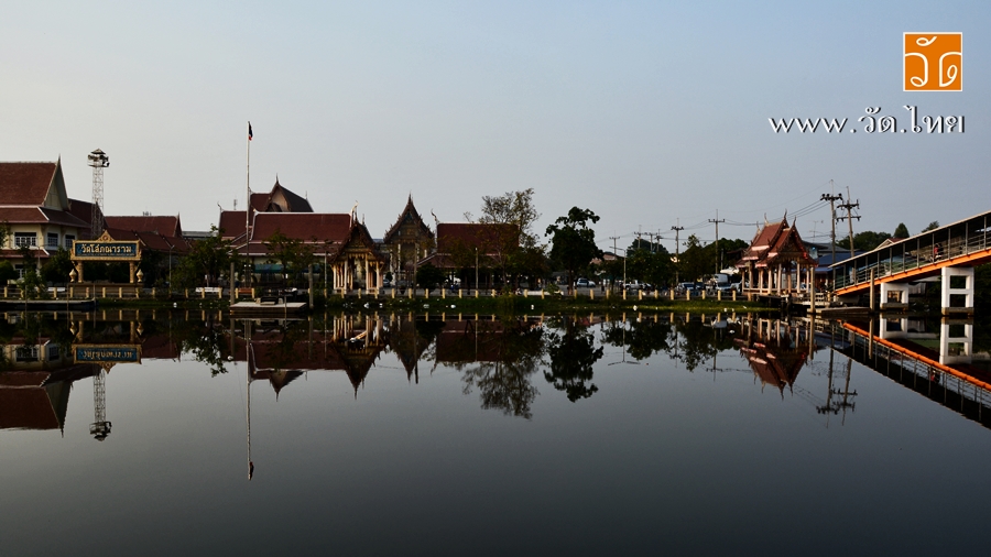 วัดโสภณาราม (Wat Sophanaram) (วัดบ้านขอม) ตั้งอยู่ที่ 64 หมู่ 5 บ้านขอม ตำบลโคกขาม อำเภอเมืองสมุทรสาคร จังหวัดสมุทรสาคร 74000