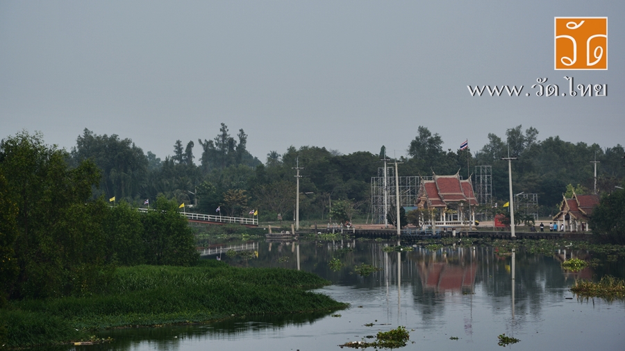 วัดใต้บ้านบ่อ (Wat Tai Ban Bo) ตั้งอยู่เลขที่ 1 หมู่ที่ 1 ตำบลบ้านบ่อ อำเภอเมืองสมุทรสาคร จังหวัดสมุทรสาคร 74000