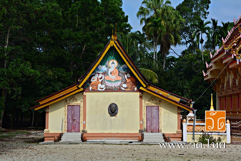วัดสวนจันทร์ (Wat Suan Chan) หมู่ 5 บ้านสวนจันทร์ ตำบลตลิ่งชัน อำเภอท่าศาลา จังหวัดนครศรีธรรมราช 80160
