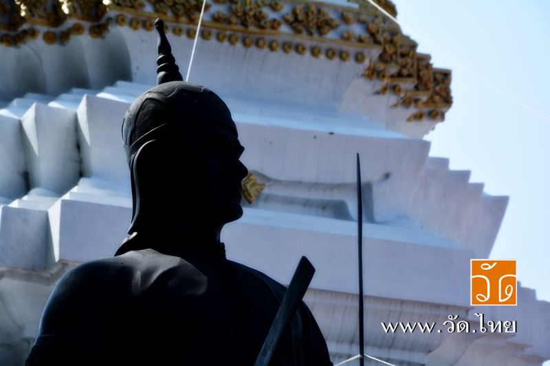 พระยาพิชัยดาบหัก ณ วัดราชคฤห์วรวิหาร [วัดมอญ] (Wat Rajkrueh) ตั้งอยู่เลขที่ 434 ถนนเทอดไท แขวงบางยี่