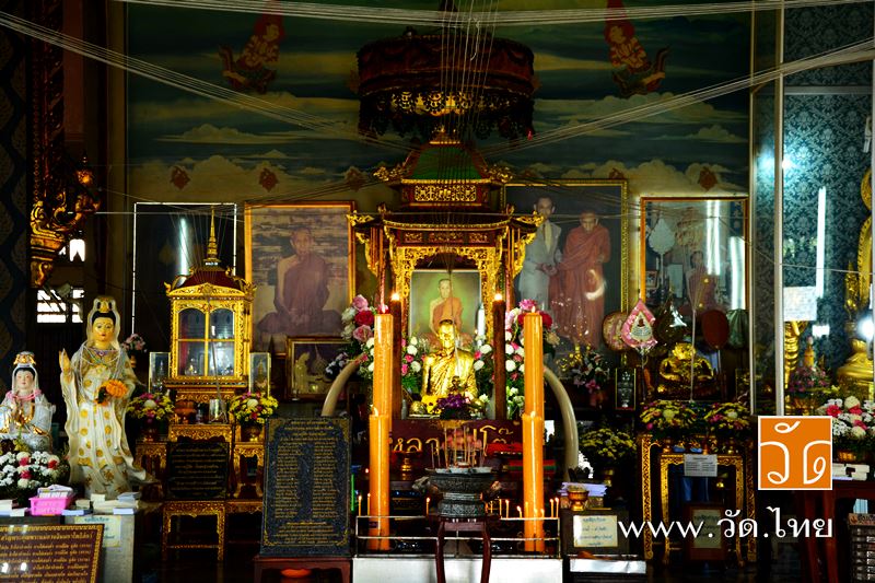 หลวงปู่โต๊ะ วัดประดู่ฉิมพลี (Wat Pradoo ChimPhli) 168 ถนนเพชรเกษม ซอยเพชรเกษม 15 แขวงวัดท่าพระ เขตบา