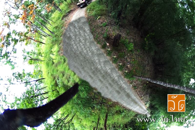 วัดดอยป่าแป๋ (Wat Doi PaPae) ตำบลป่าพลู อำเภอบ้านโฮ่ง จังหวัดลำพูน 51130