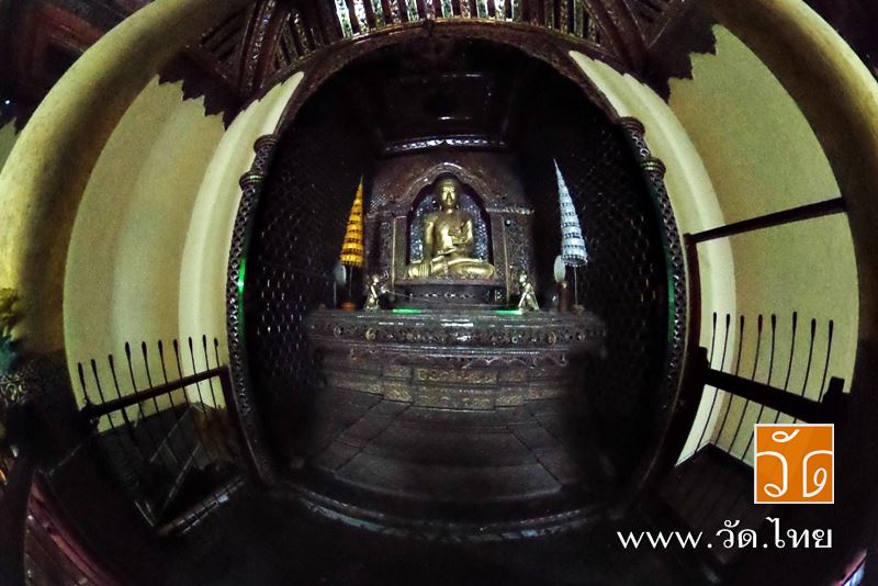 วัดศรีชุม (Wat SriChum) วัดพม่า ตั้งอยู่เลขที่ 198 ถนนทิพย์วรรณ ถนนศรีชุม-แม่ทะ บ้านศรีชุม ตำบลสวนดอ