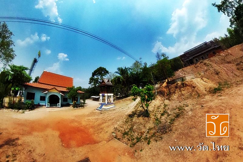 วัดถ้ำบุญนาค (Wat ThamBoonNak) ตั้งอยู่หมู่ 11 บ้านก้าวเจริญ ตำบลน้ำแวน อำเภอเชียงคำ จังหวัดพะเยา 56110