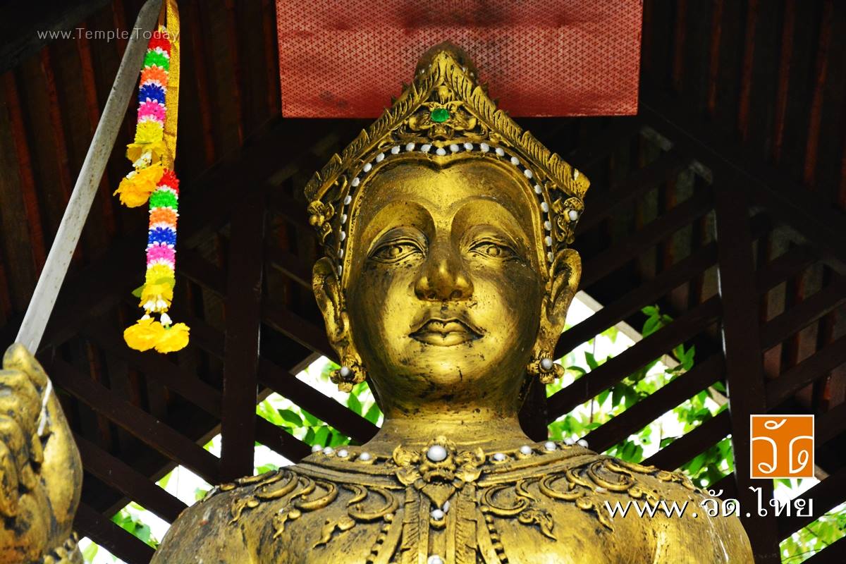 วัดพญาลอ (Wat Phaya Lo) หมู่ที่ 6 บ้านห้วยงิ้วใหม่ ตำบลทุ่งรวงทอง อำเภอจุน จังหวัดพะเยา 56150