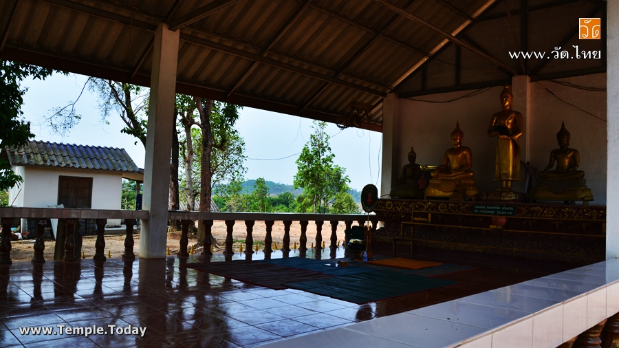 วัดพระธาตุวังซาง ( Wat Phrathat Wang Sang ) ตำบลบ้านแซว อำเภอเชียงแสน จังหวัดเชียงราย 57150