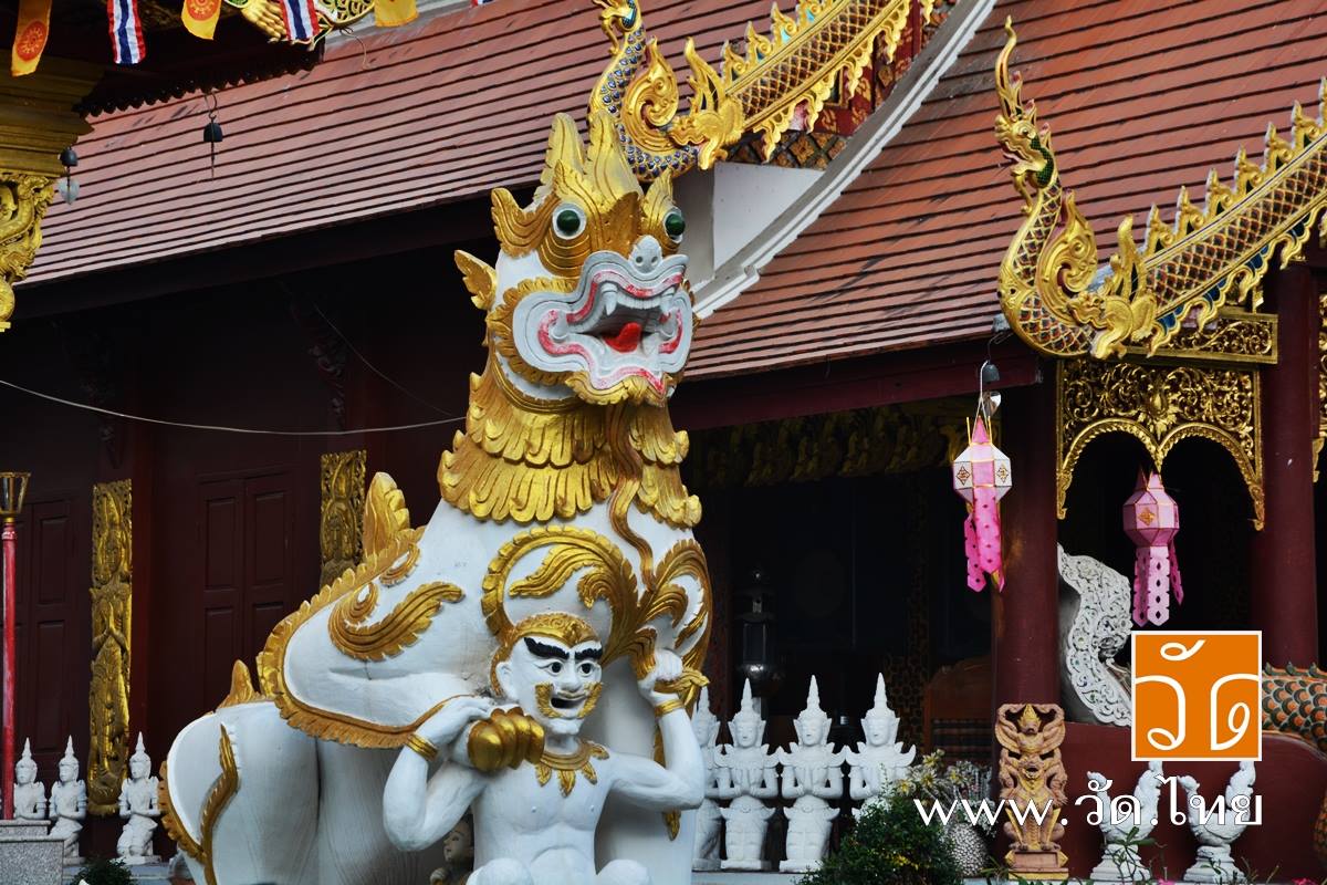 วัดลอยเคราะห์ (Wat Loi Khro) ตั้งอยู่เลขที่ 65 ถนนลอยเคราะห์ ตำบลช้างคลาน อำเภอเมืองเชียงใหม่ จังหวัดเชียงใหม่ 50100